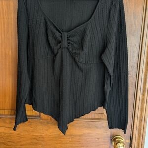 SHEIN Black Long Sleeve Top with Bow